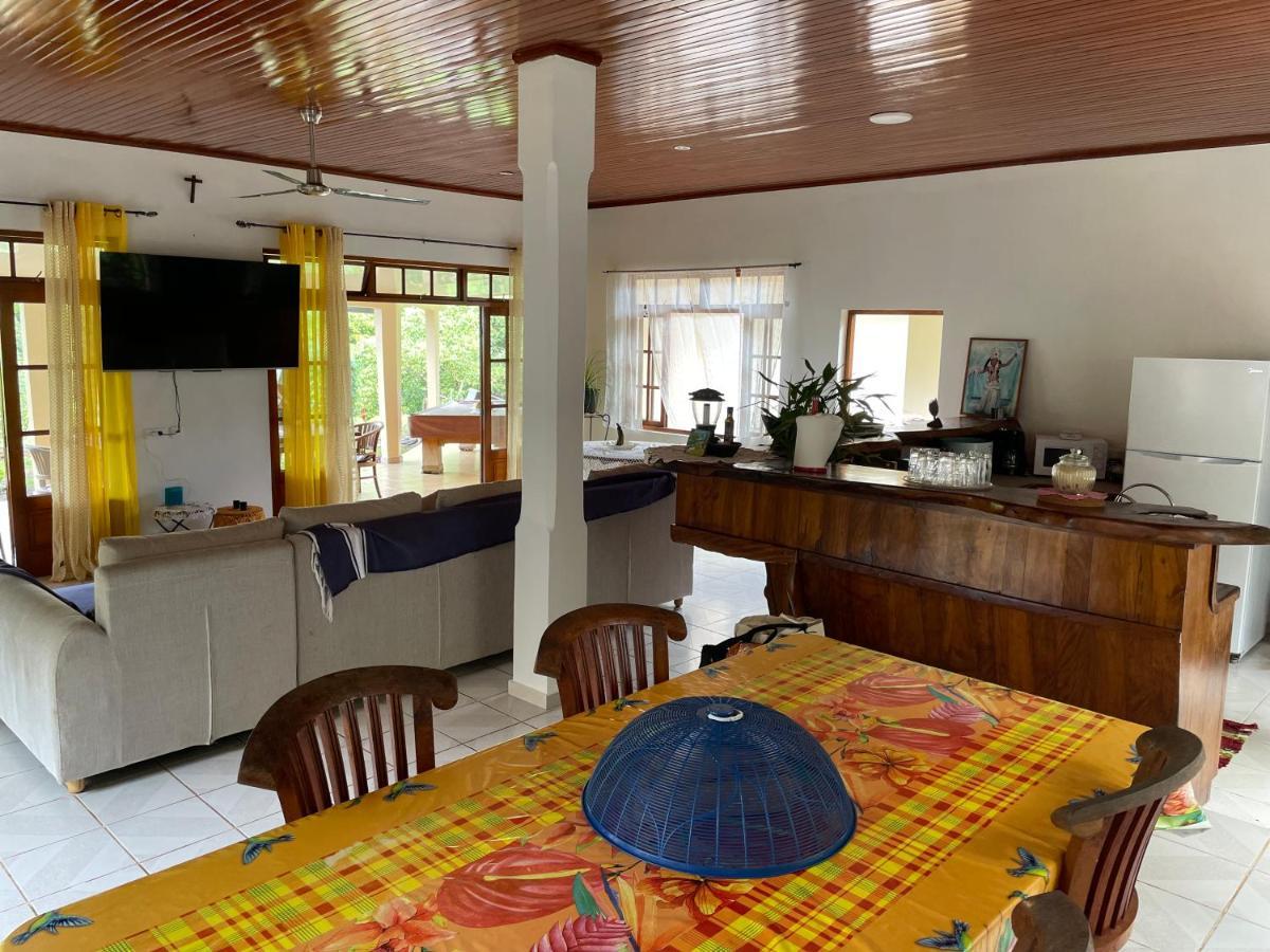 Villa Ura Uturoa Exterior photo