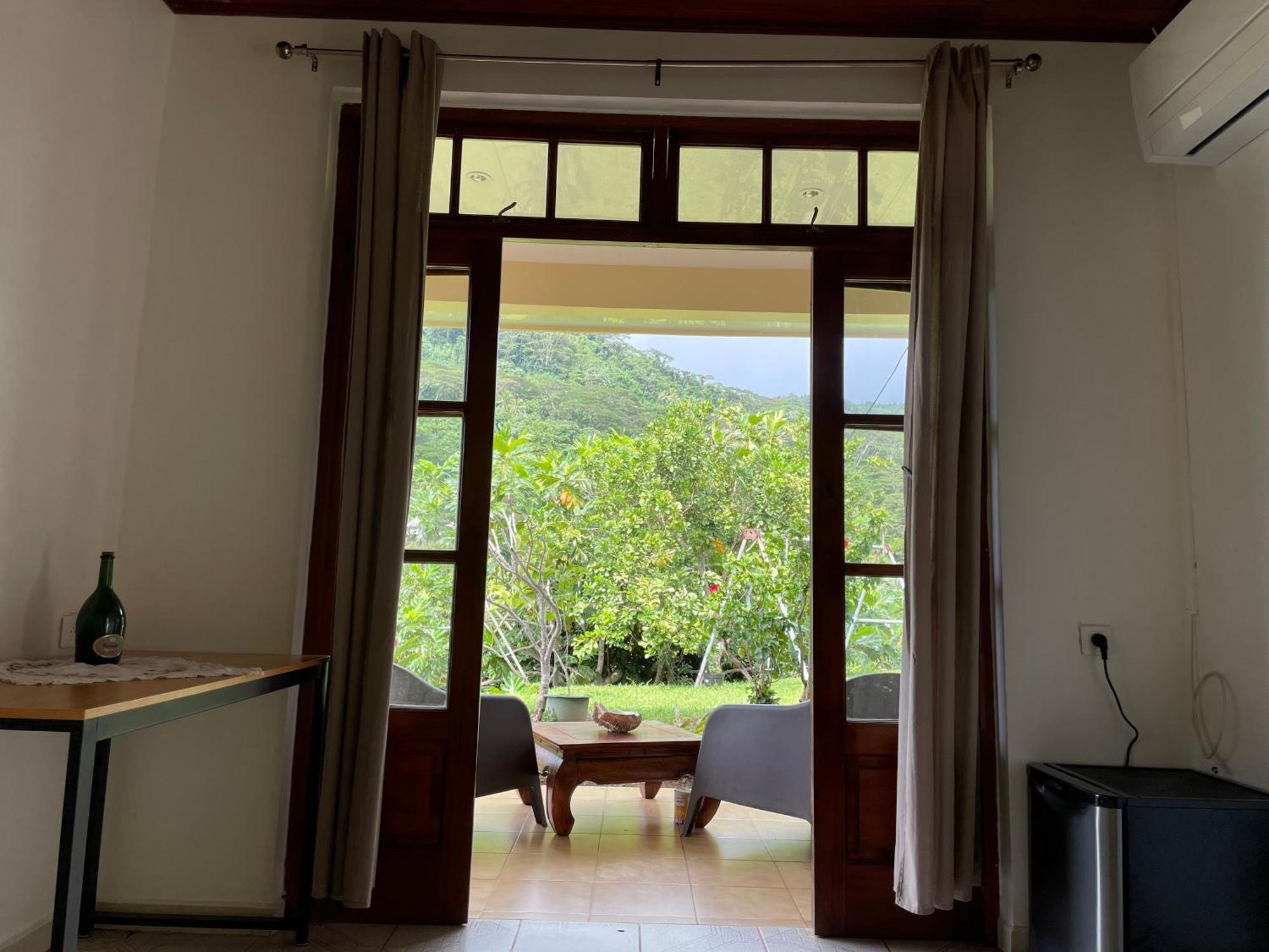 Villa Ura Uturoa Exterior photo